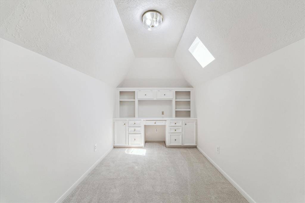 This homework/ study area off one of the bedrooms can provide such a flex space right in a bedroom.