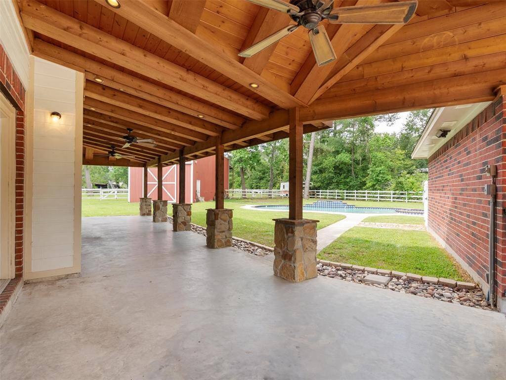 Covered patio thats perfect for entertaining