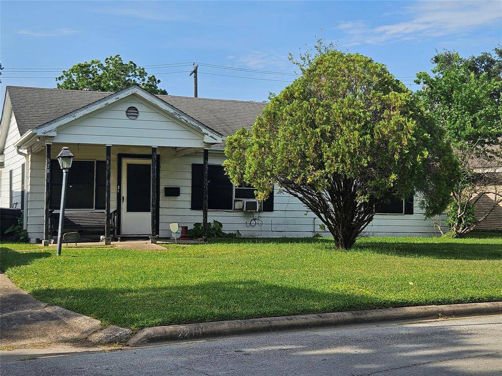 Welcome Home: 2219 8th Street