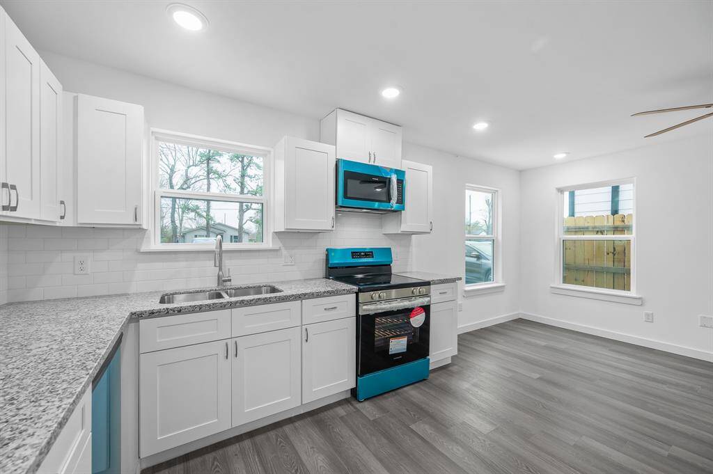 Model House Pictures - appliances offered with reasonable offers. To be installed 24-48 hrs prior to closing.