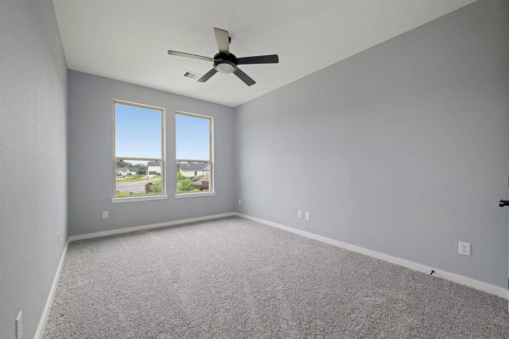 Upstairs HUGE  secondary bedroom
