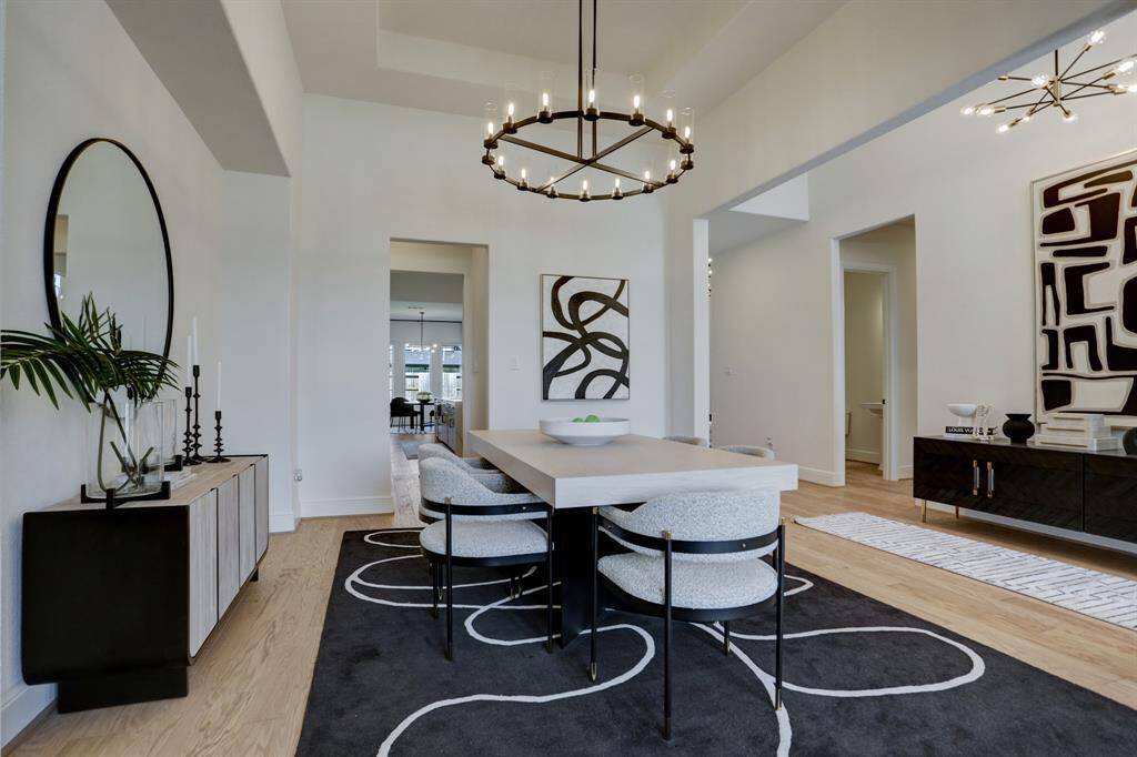 Formal dinning with its elegant finishes.