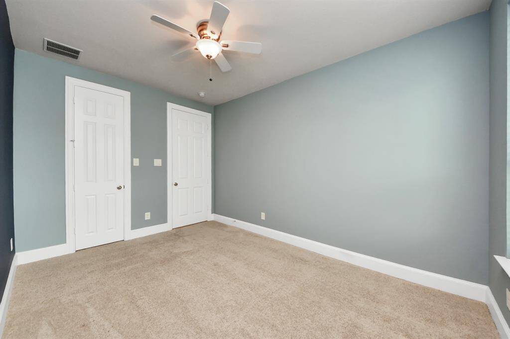 Secondary bedroom 1st floor