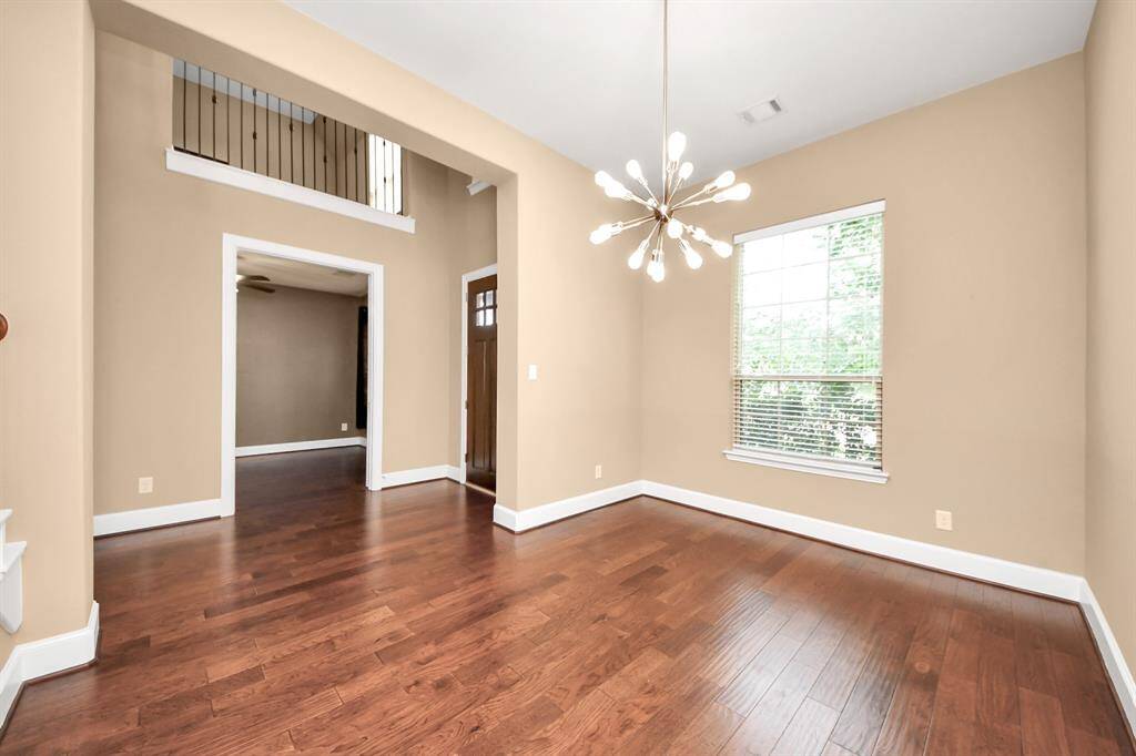 Formal dining