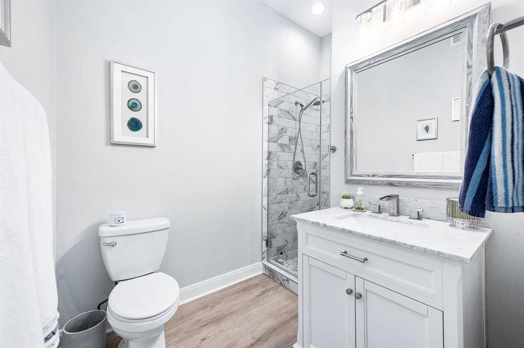 2nd Bathroom