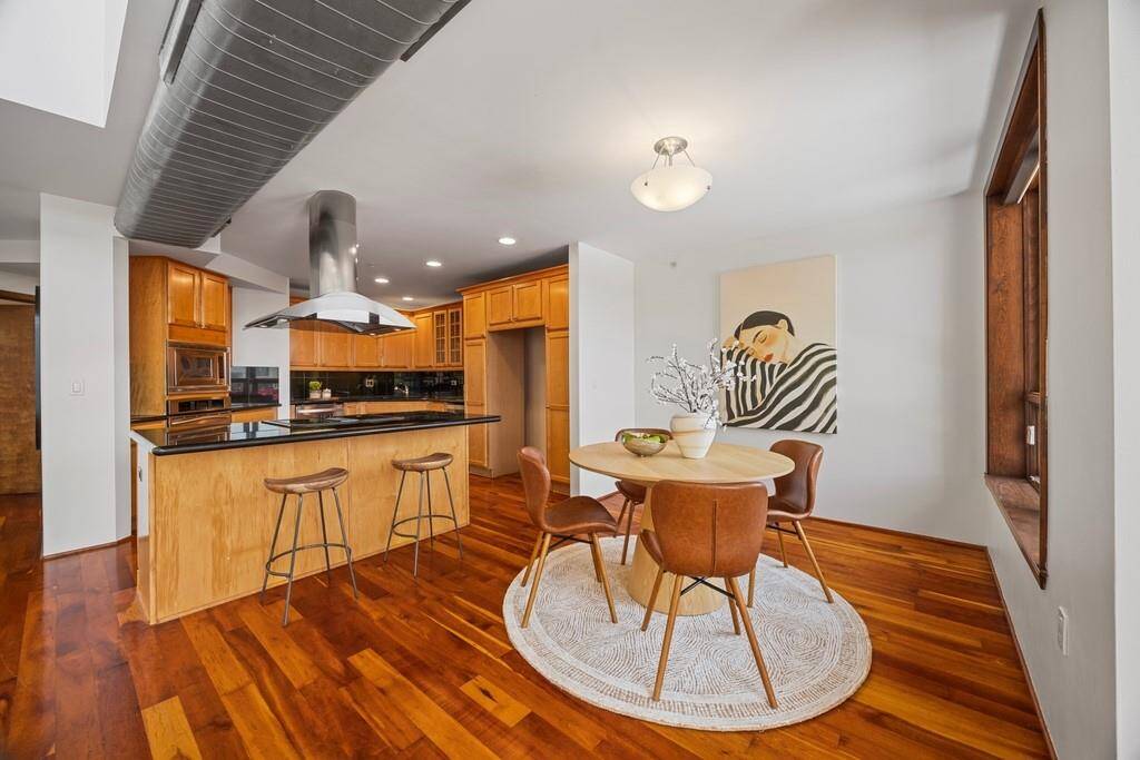Kitchen/Dining