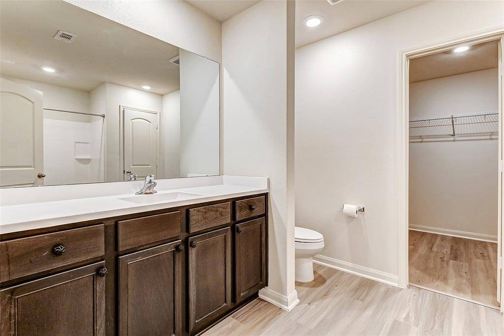 Ensuite primary bath