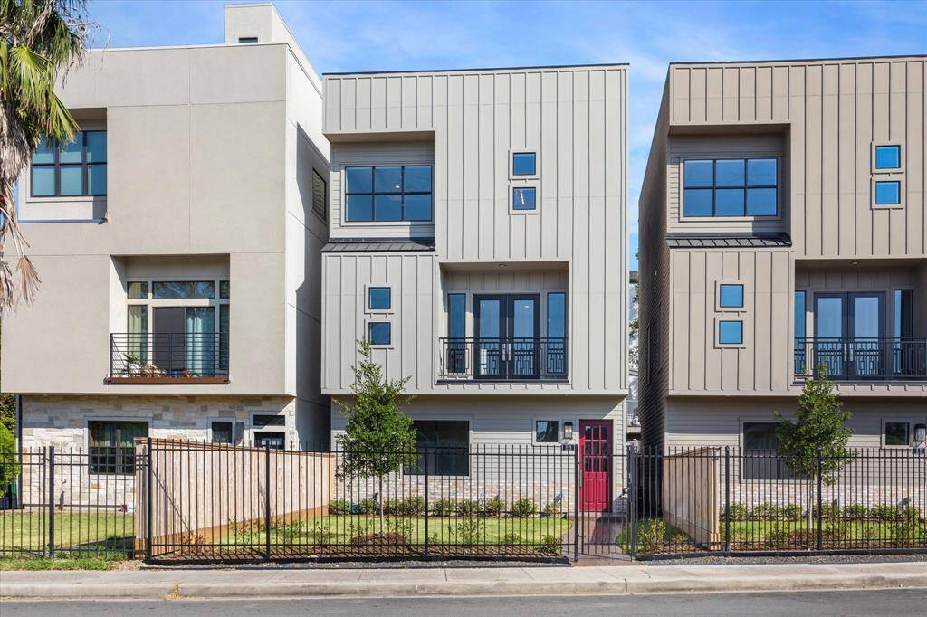 Crisp lines, modern charm, and a bold red door set the tone for this 2024-built home in the heart of historic Germantown. Fully fenced front yard and private entry add both curb appeal and functionality.