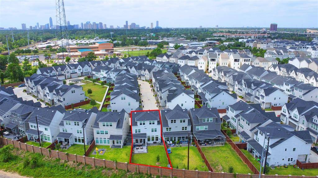 Another aerial angle of the property with the Somerset Green community and Galleria area in the background.