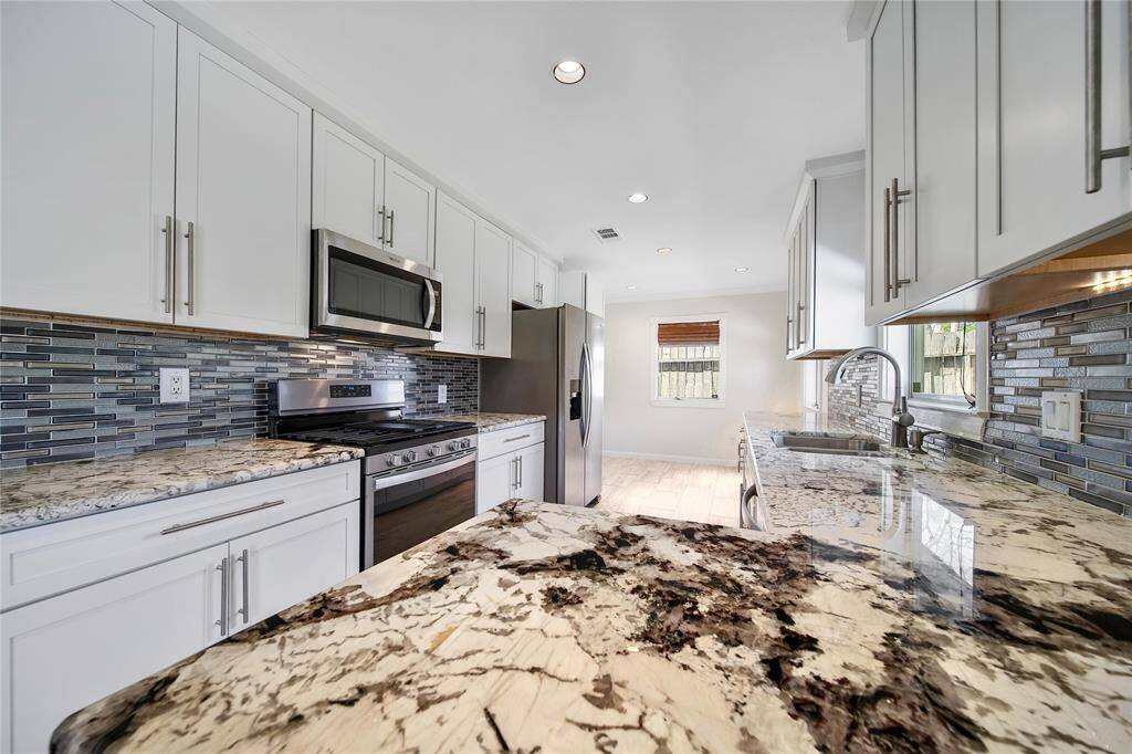 ALL APPLIANCES INCLUDED !!! OVER 10K WORTH!!