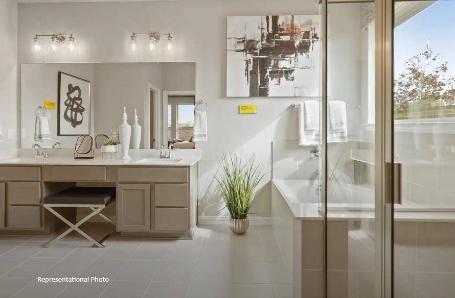 Whether it’s a quick morning routine or a leisurely evening soak, these spaces are here to enhance your everyday moments.