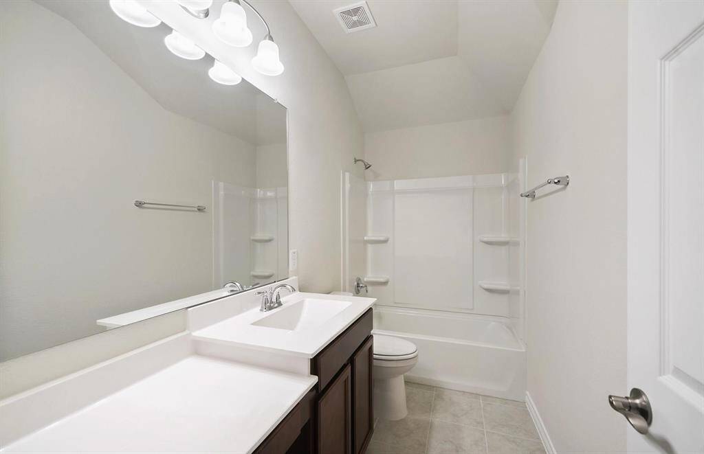 Upstairs bathroom