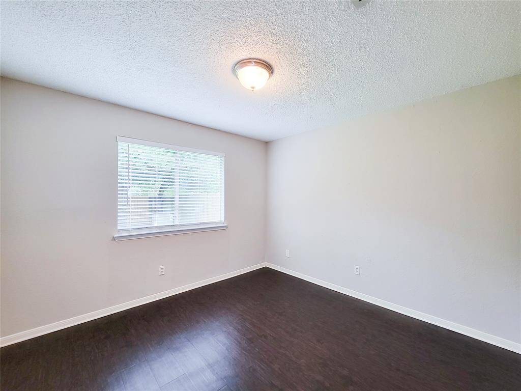 Secondary bedroom #2