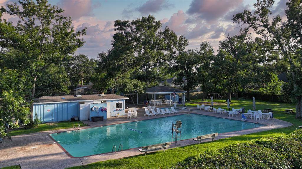The neighborhood pool requires a membership and is run by Harris County.