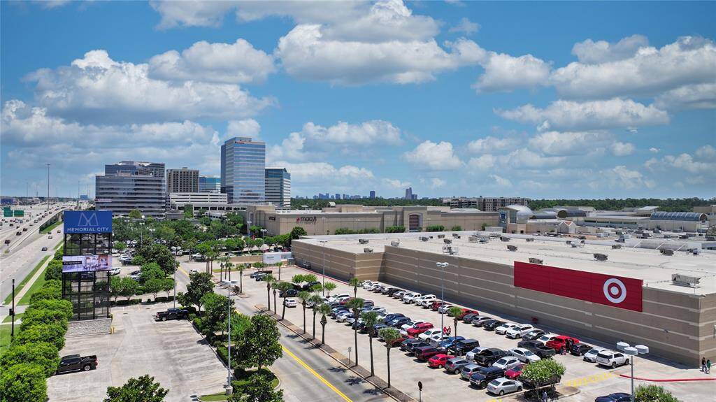 Memorial City Mall is a place that most Afton Village residents go when they go to the mall. The mall is 9 miles away from the home and across the street from a hospital and Hotel Zaza.