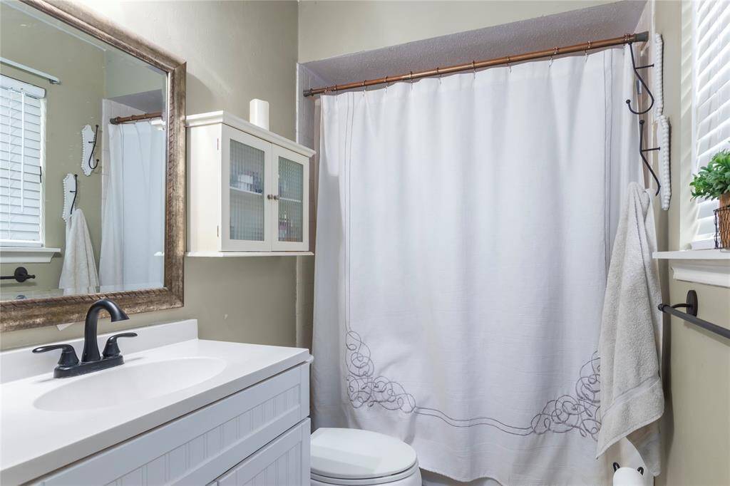 primary Bathroom.