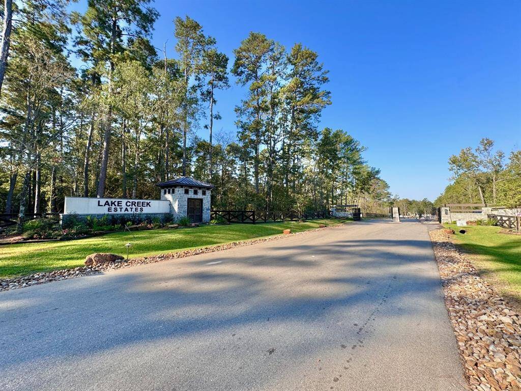 Welcome Home to the Gated Community of Lake Creek Estates!