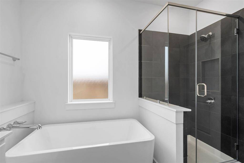 Tub and shower in master bath!