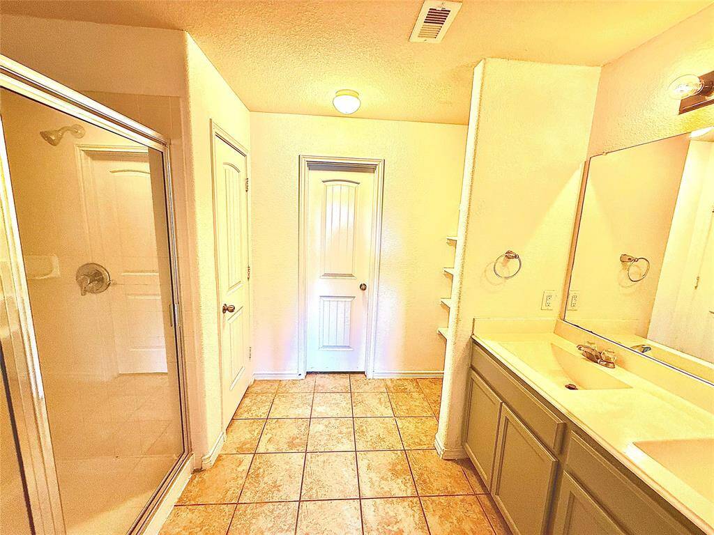Primary Ensuite