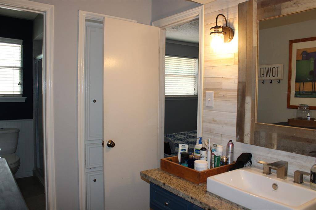 Upstairs bed #2