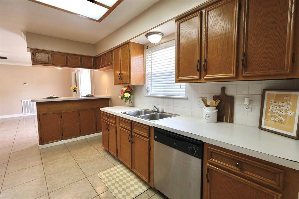 Functional and welcoming heart of the home