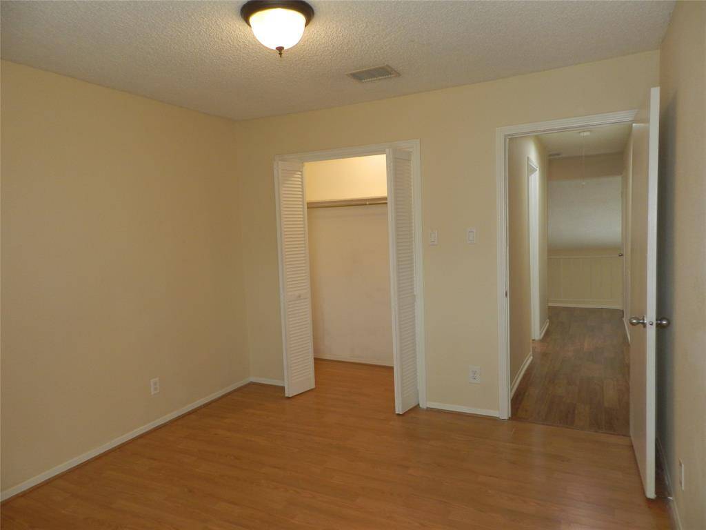 secondary bedroom again
