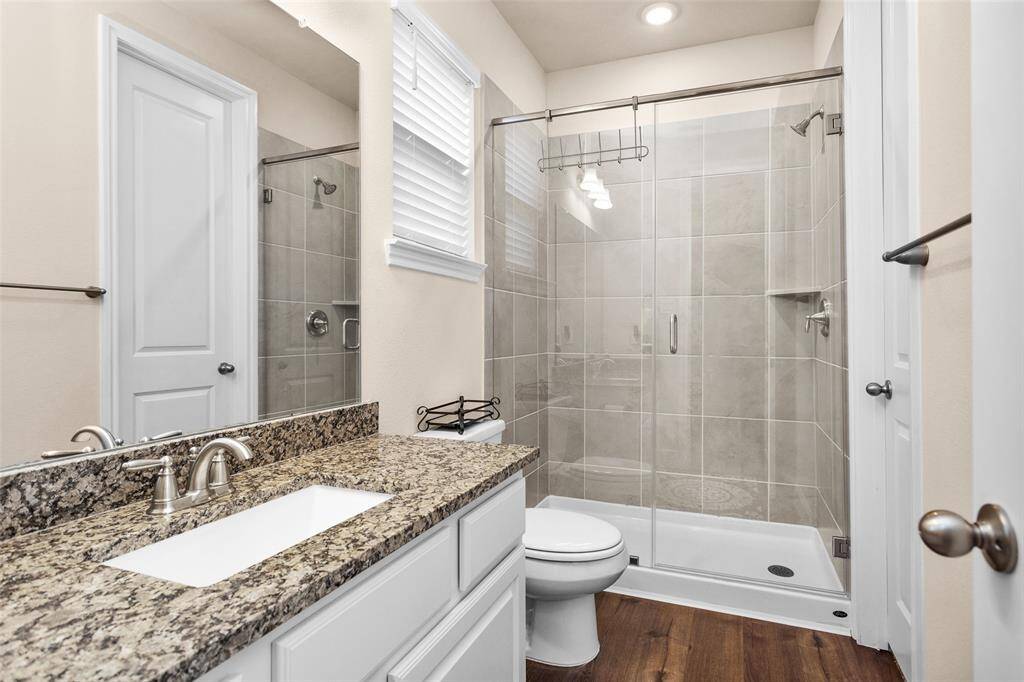 BR 2 BATH