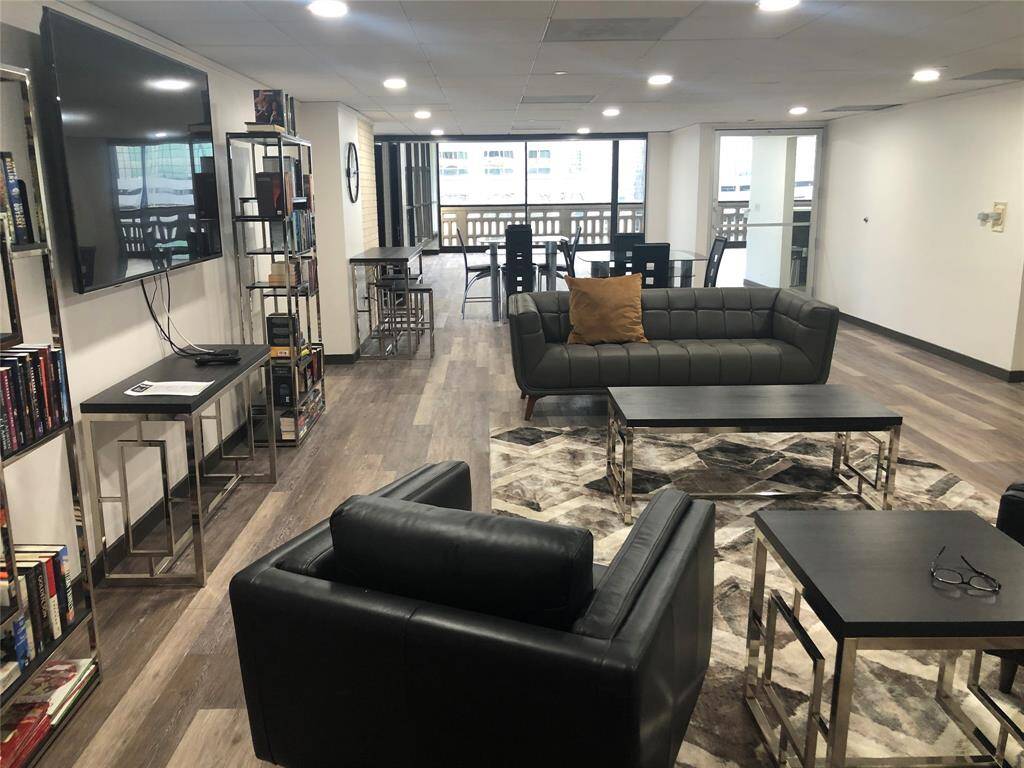 Indoor social area on 6ht floor