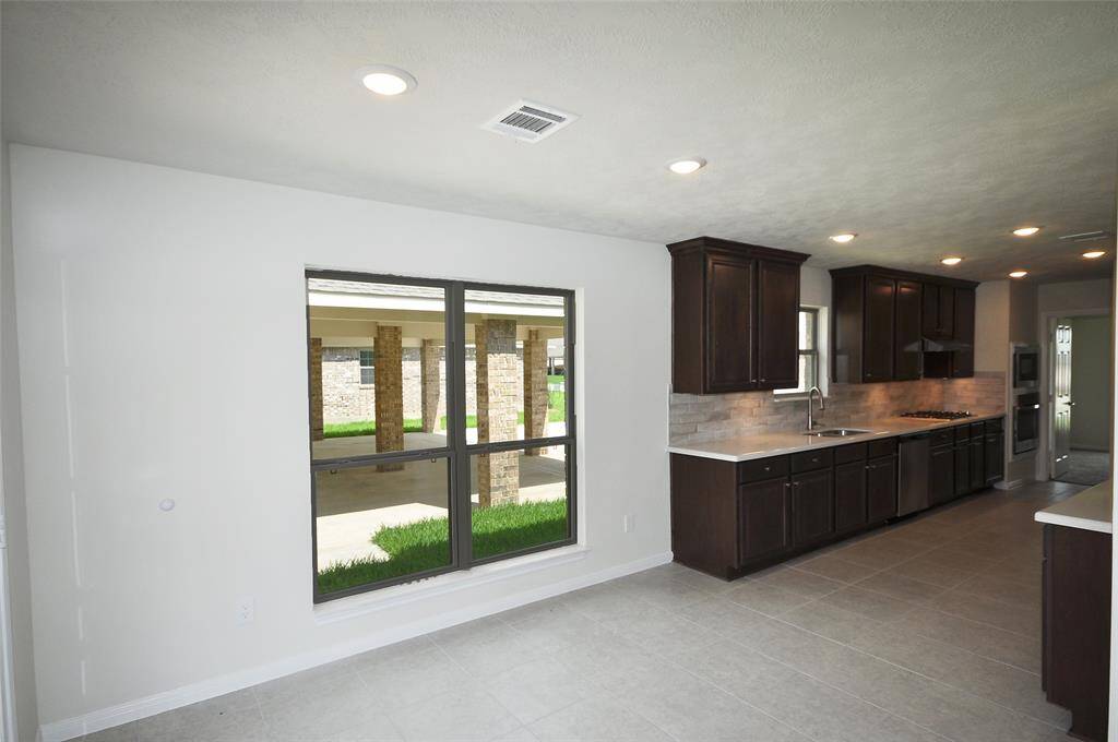 Breakfast Room