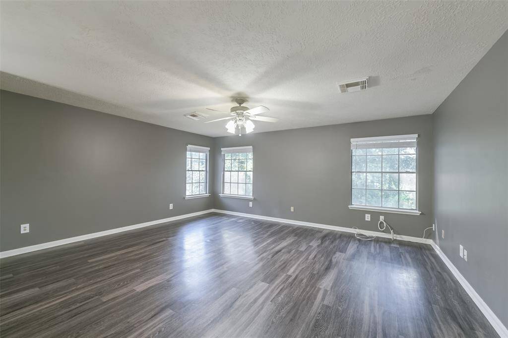 Gameroom upstairs