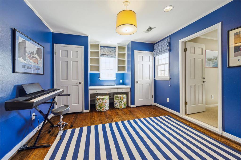 Property Image 28