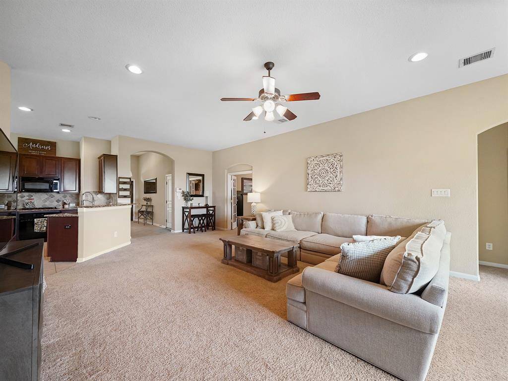 Alternate view of the living room.