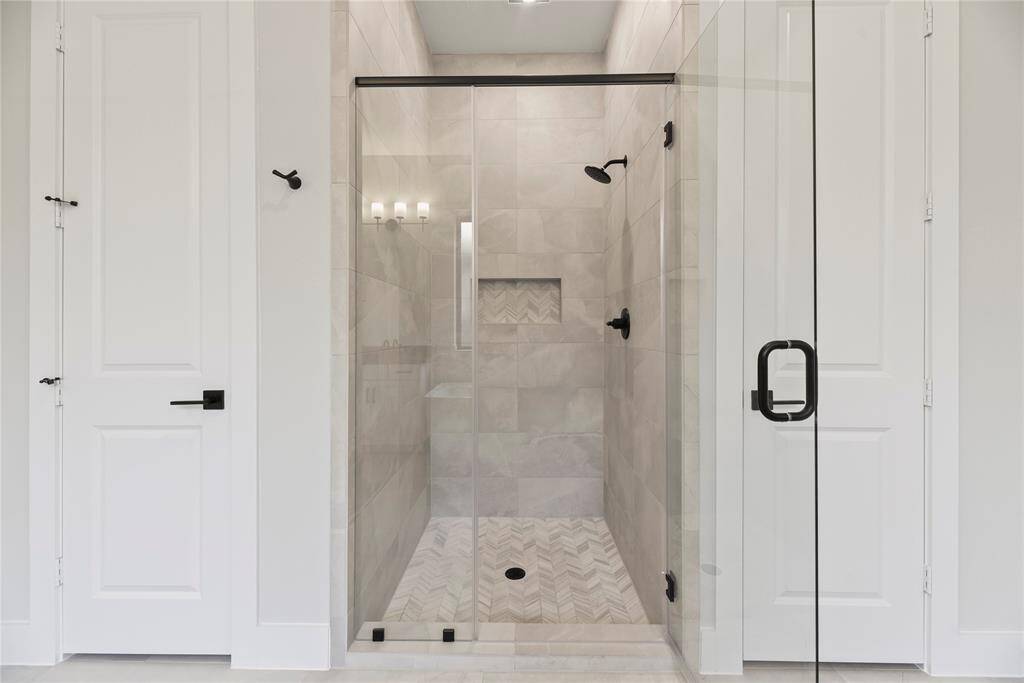 Primary bath with large shower.