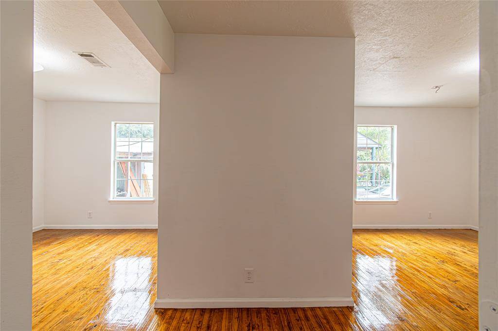 Master suite on one side flex space on the other
