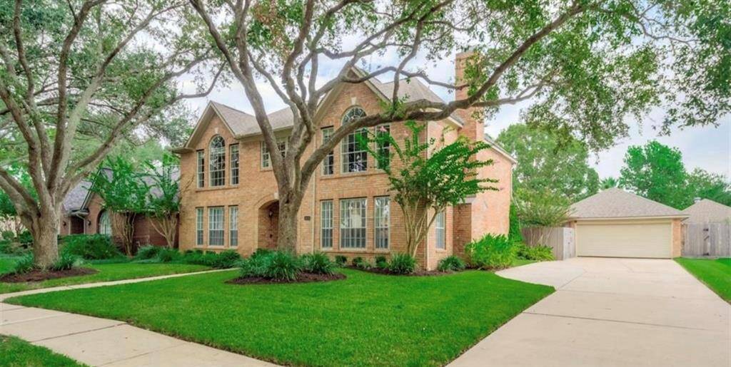Welcome Home 626 Clarenda Falls Dr. in Sugar Land New Territory