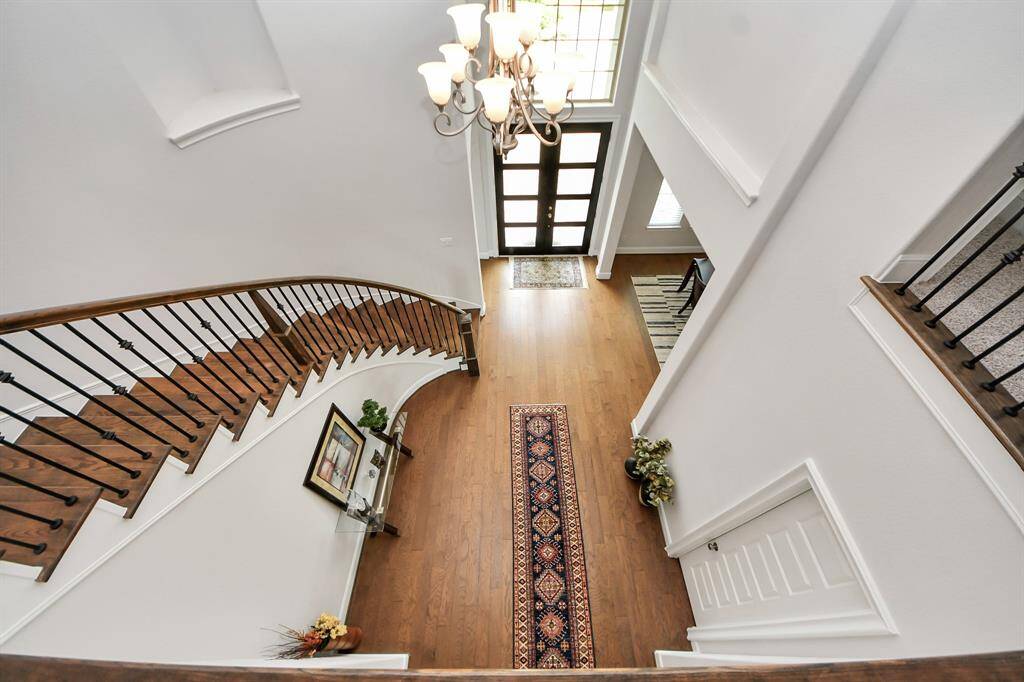 Two story foyer