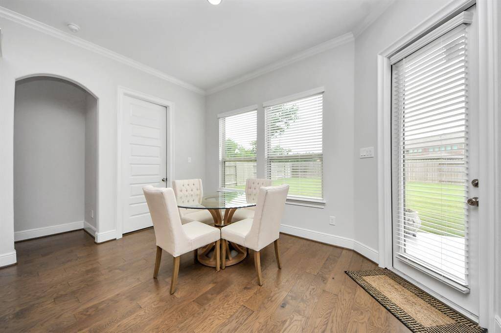 Breakfast area with backyard view