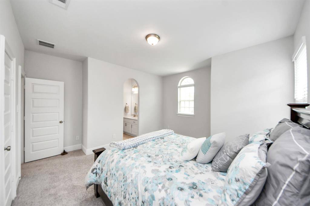 Upstairs bedroom