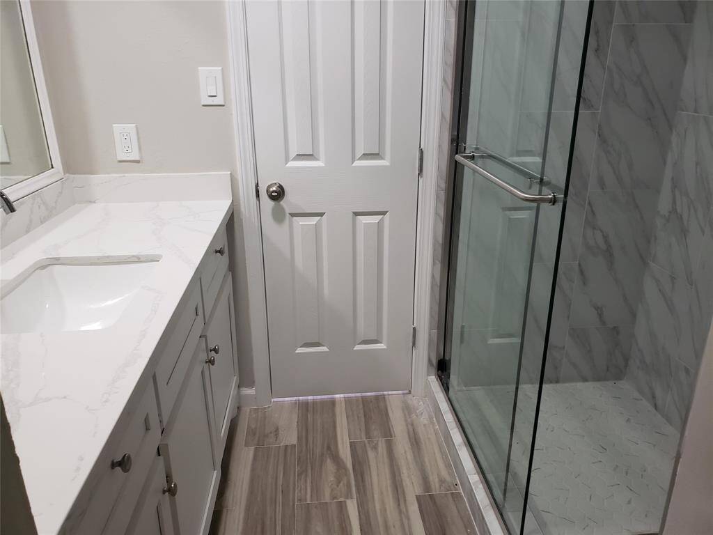 HALL BATH WITH SHOWER ONLY