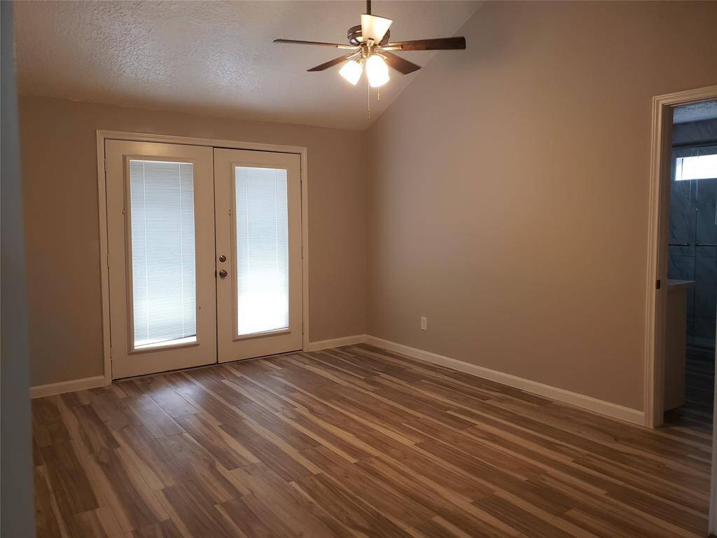 MASTER BEDROOM HAS A DOOR TO THE BACKYARD