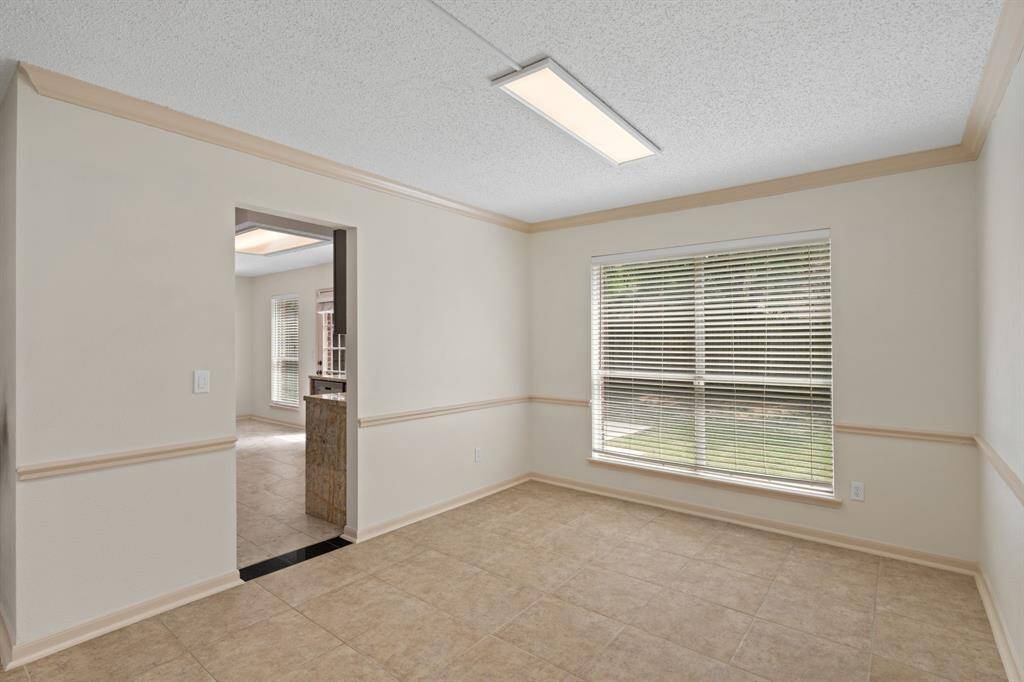 Warm and welcoming, this dining area is perfect for creating memories.