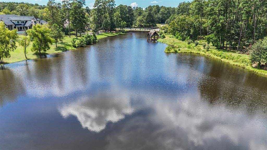 NEIGHBORHOOD LAKE