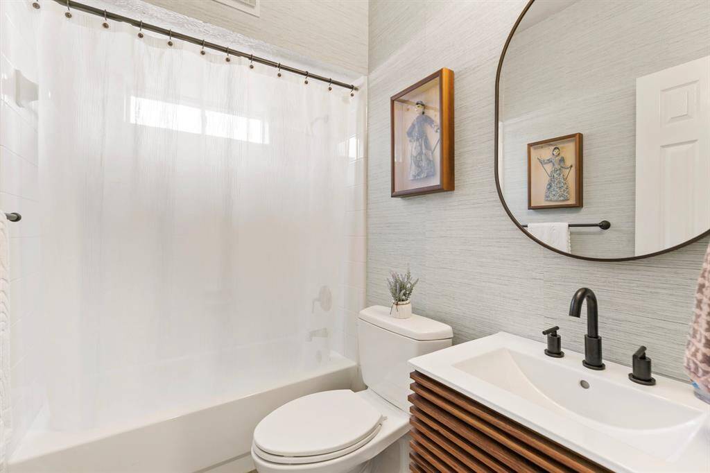 Updated downstairs full bathroom