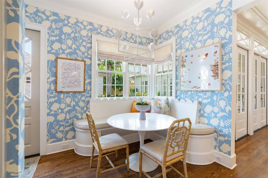 Breakfast Room