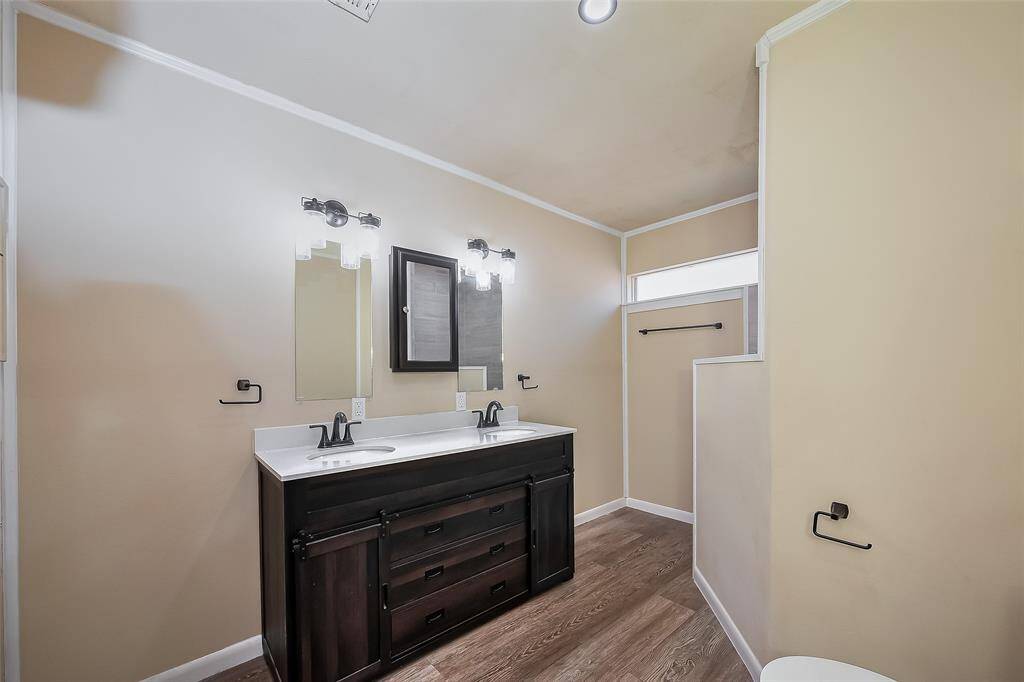 Updated double vanity in primary bathroom