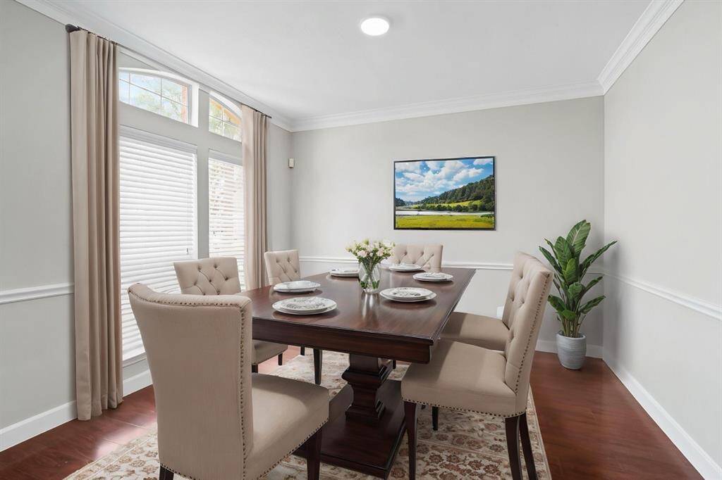 Virtually Staged - Formal Dinning Room