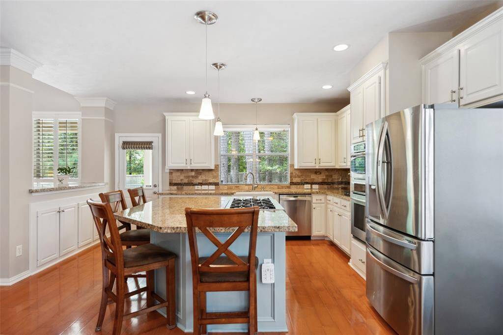 Excellent storage in this spacious kitchen.