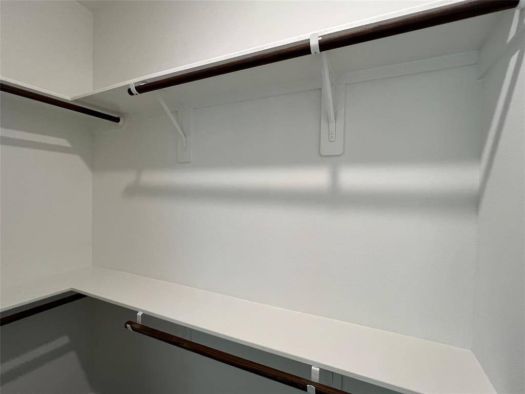 Walking closet