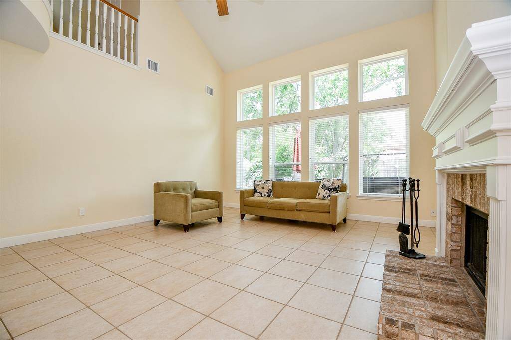 Family room with high ceiling