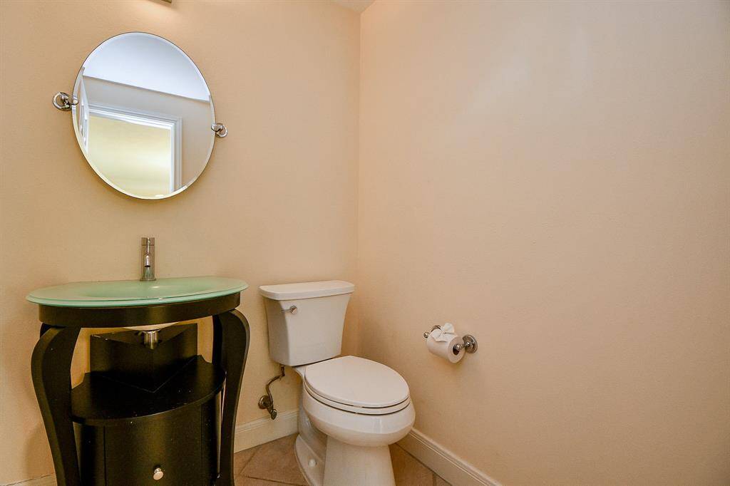 Powder room